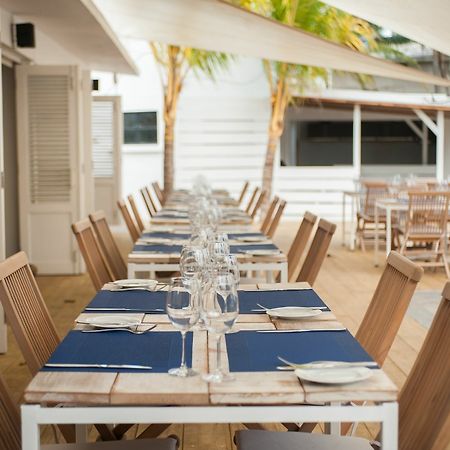 R Beach Club Trou-aux-Biches Exterior foto